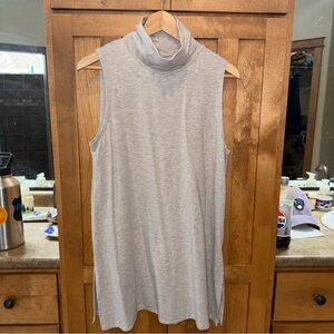 Garnet Hill Light Gray/ beige Sleeveless Tunic